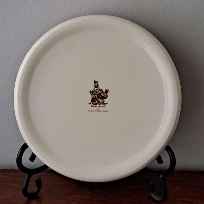 Royal Doulton Bunnykins Large Porridge Bowl - 'Bonfire'