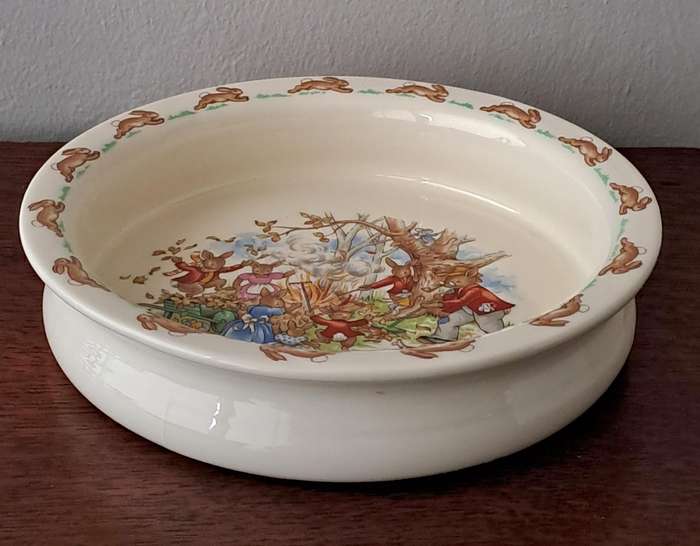 Royal Doulton Bunnykins Large Porridge Bowl - 'Bonfire'