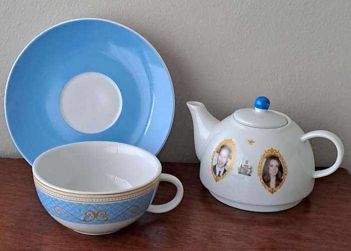 Royal Commemorative Tea for One - Prince William and Katherine's Marriage