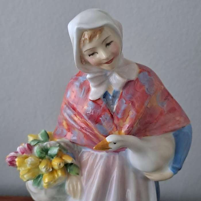 Royal Doulton 'Market Day' HN1991