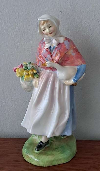 Royal Doulton 'Market Day' HN1991