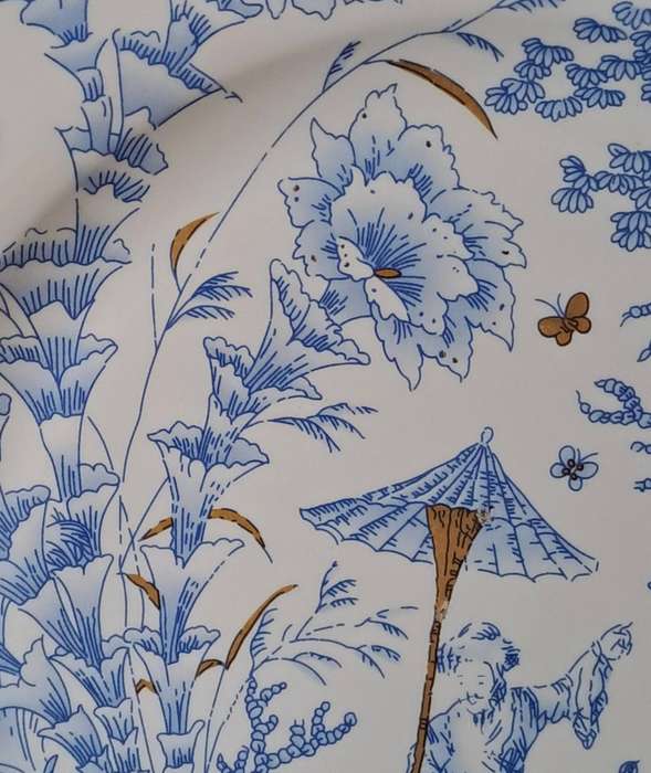 Stunning Oriental Themed Charger