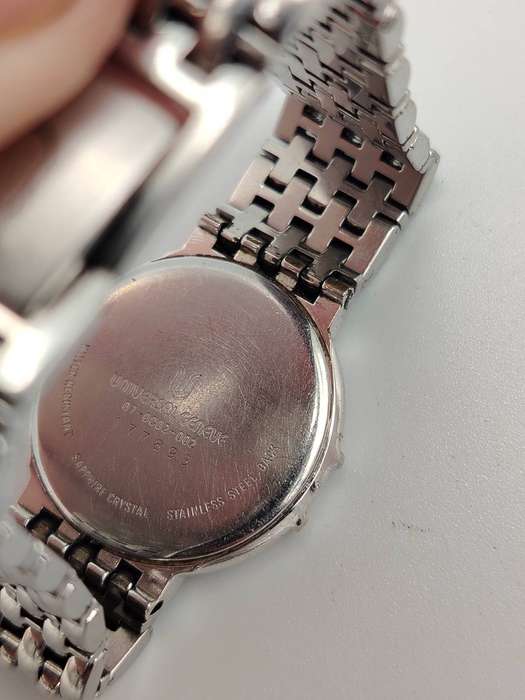 Universal Genève country club ladies watch