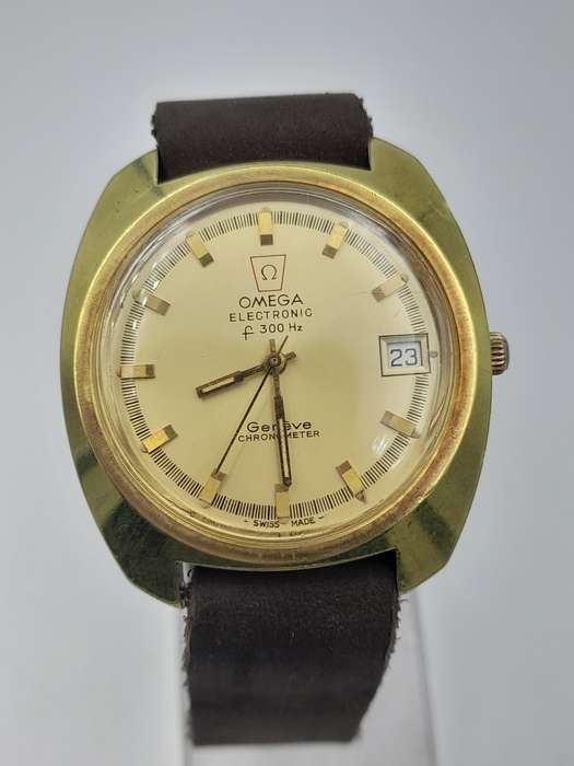Omega F300 chronometer watch WORKING 38mm ex crown 42mm lug to lug