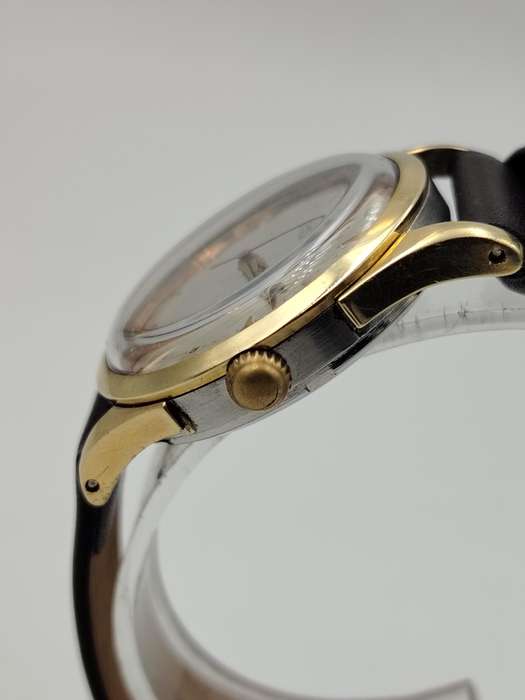 Omega bumper movement REF 2635/5 32mm ex crown