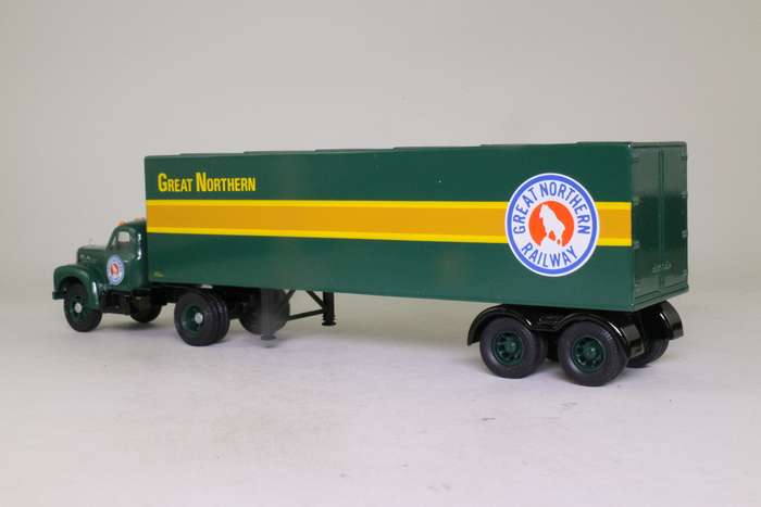 Mack B Series Truck, Artic Box Van,