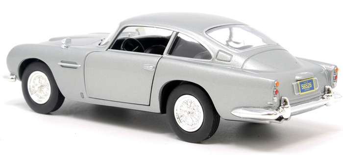 James Bond - Aston Martin DB5 - 'Casino Royale'