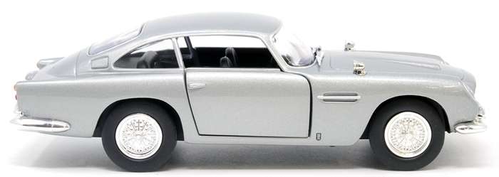 James Bond - Aston Martin DB5 - 'Casino Royale'