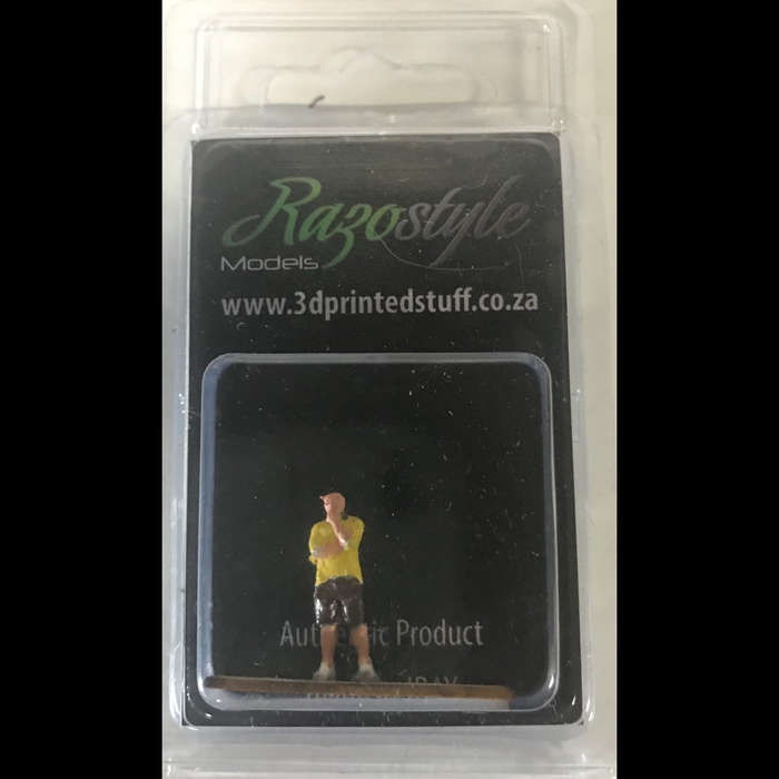 HO Scale Figure - Guy in Shorts