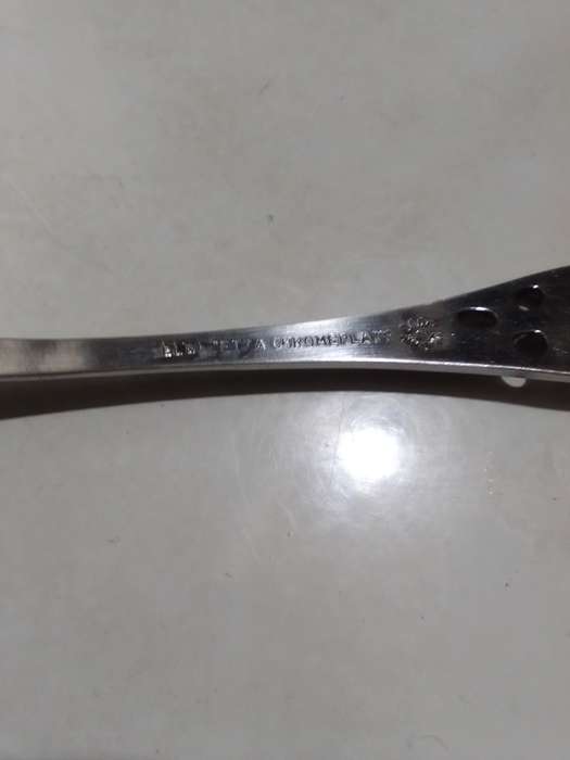 Elwezetta Dutch chrome plate 15 Spoons boxed. Gorgeous Dutch chrome plated teaspoons.