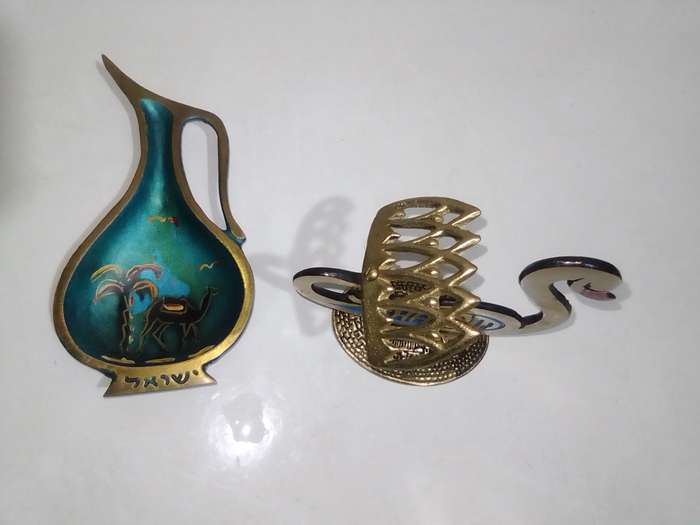 Shalom brass cloisonne's Servette/place marker and Pin tray. From Israil.