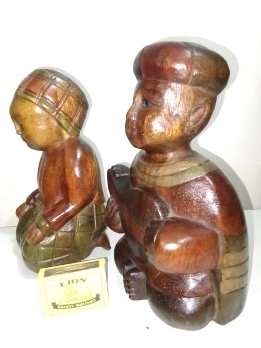 Very Rare Antique Collectable Chinese Carved Wood Ancestor Statues copy from 19th Century figurines.