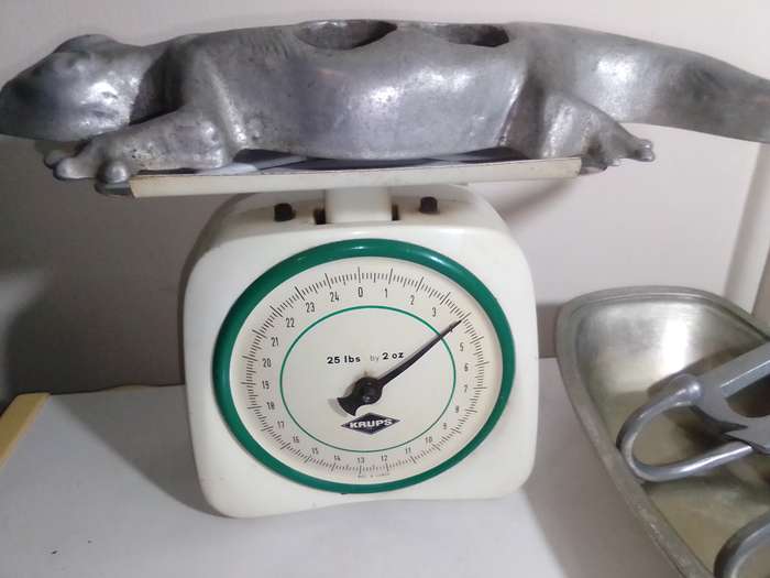 Vintage Aluminium Salamander Weight 4Kg's, ABC coat hanger, Bowl Sun City.