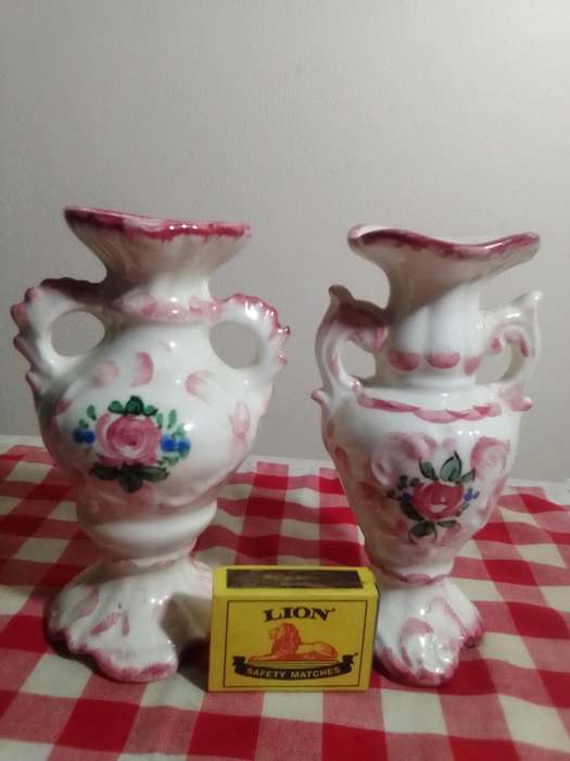 2 x mini Italian vases. Glass Toothpick holder. Villeroy & Boch "Riviera" custard Cup Luxembourg.