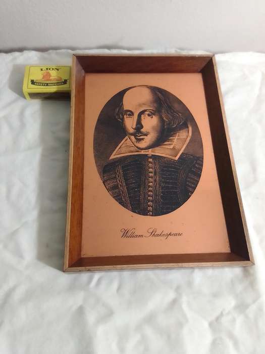 Vintage English. William Shakespeare Copper Plate Etching. Lithograph print in a gold guild frame.