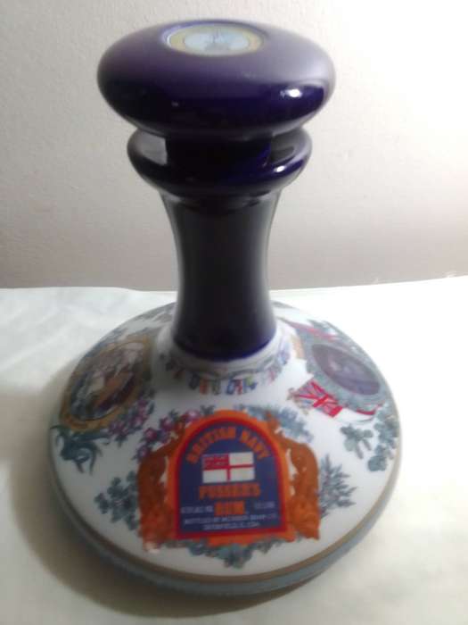 Wade ship's Decanter. Pussers, British Navy Rum Admiral Lord Nelson empty Ships Wade 1980 Decanter.