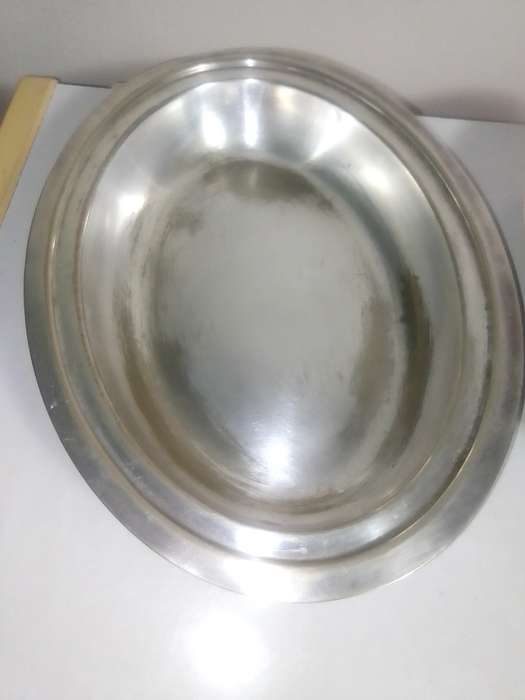 EPNS Tureen. Covered Serving Dish / Silverplated Silver Plated Bowl with Two Handled Lid.