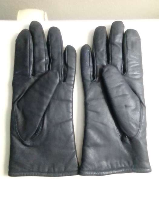 Vintage Ladies Black Genuine Cowhide Leather Gloves / Short Driving Gloves - 1960's Gloves. Korea.