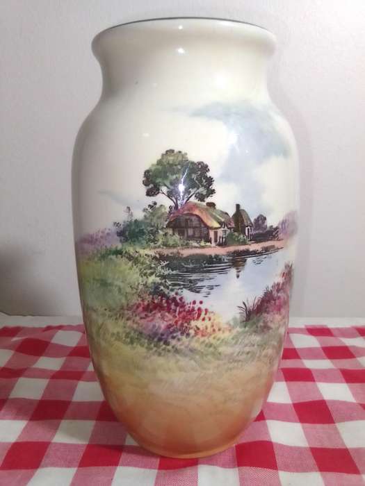 No 7995 shape  A RARE ROYAL DOULTON SERIESWARE VASE - COUNTRYSIDE