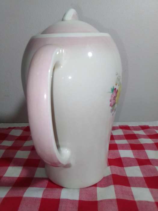 1935 Susie Cooper Dresden Spray with Pink Band Coffee Pot in excellent condition for it's AGE.