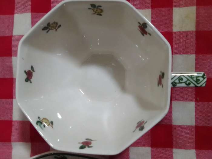 Royal Doulton Old Leeds Sprays D3548 Breakfast Cup & Side Plate 1912-1930