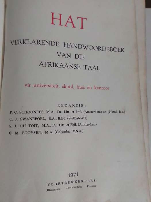 Afrikaans dictionary 1067 p and Italian to English/English to Italian Technical dictionary 1642 p