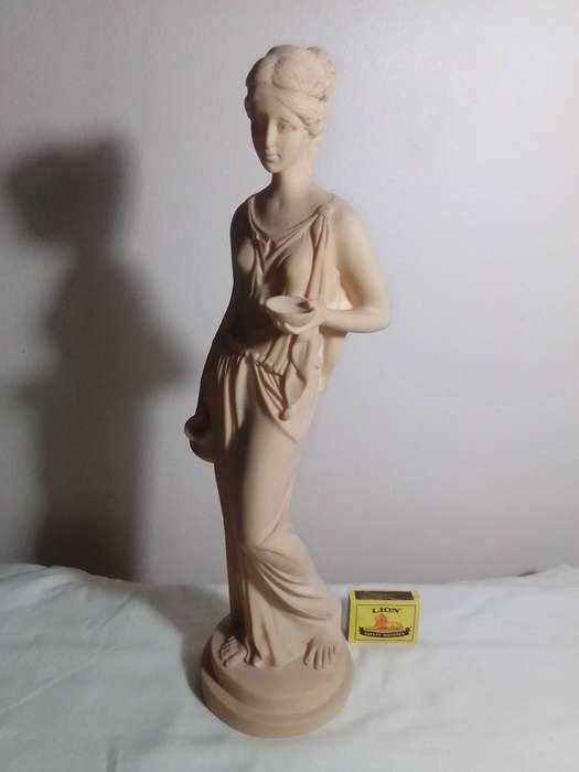 Vintage ARTA FINA 1960s. Hera rules over Mount Olympus Greek Roman Goddess of Marriage & Family
