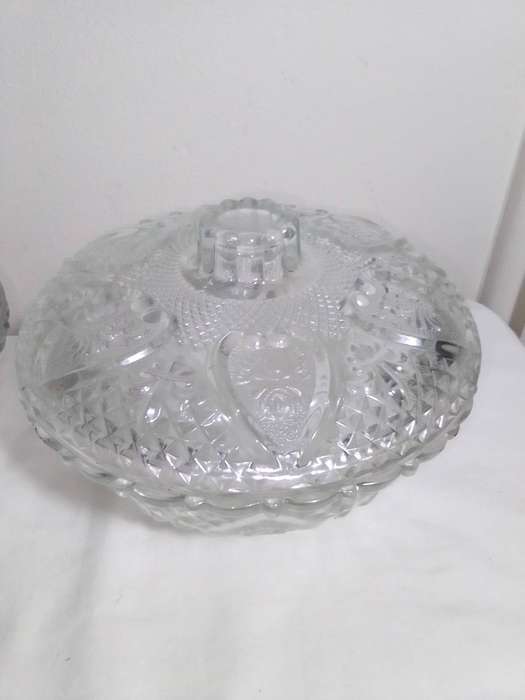 Wow! 1970s x 2 vintage Indonesia FNS glass lidded bowls for the condiments on the dressing table.