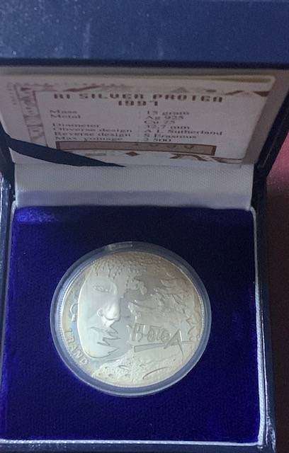 !!! South Africa Woman of SA R1 1997 Protea Silver Proof !!!