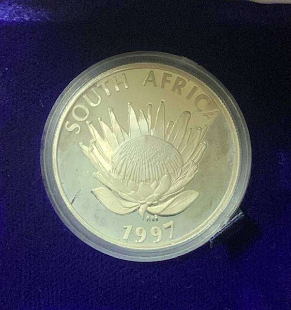 !!! South Africa Woman of SA R1 1997 Protea Silver Proof !!!