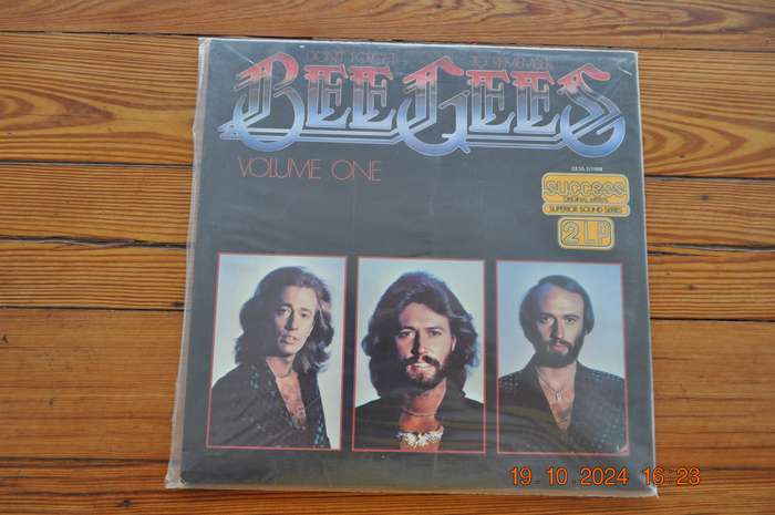 Bee Gees - Don't Forget to Remember : Volume One (Double Vinyl LP)