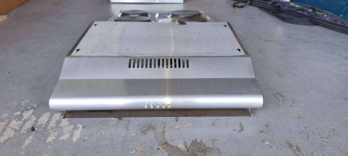 Kelvenator 600mm Oven hob and extractor