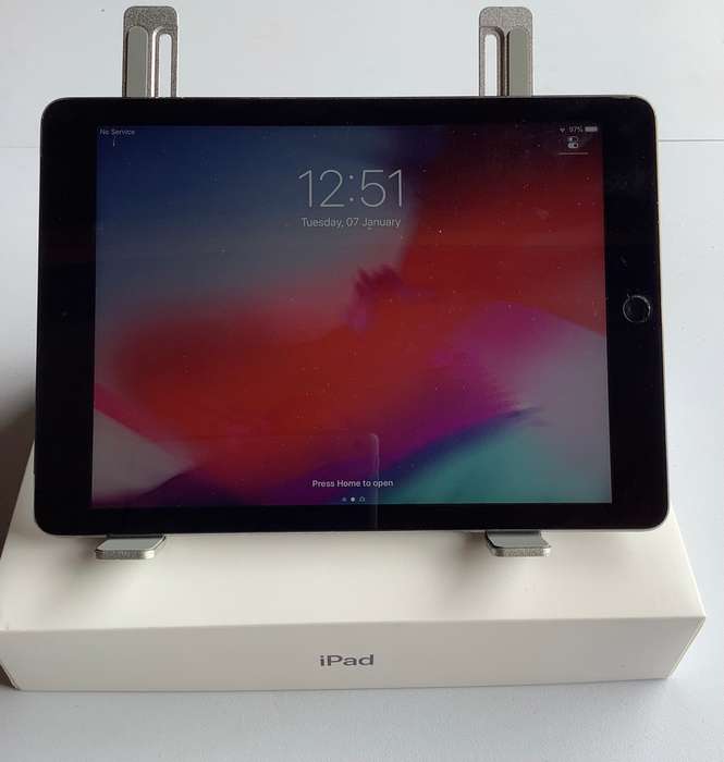APPLE IPAD AIR
