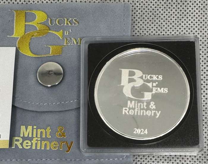 1oz SILVER 999.9 FINE - 2024 NATURE SERIES "NATIONAL BIRDS MARTIAL EAGLE" COLORIZED - CERTIFIED & MI