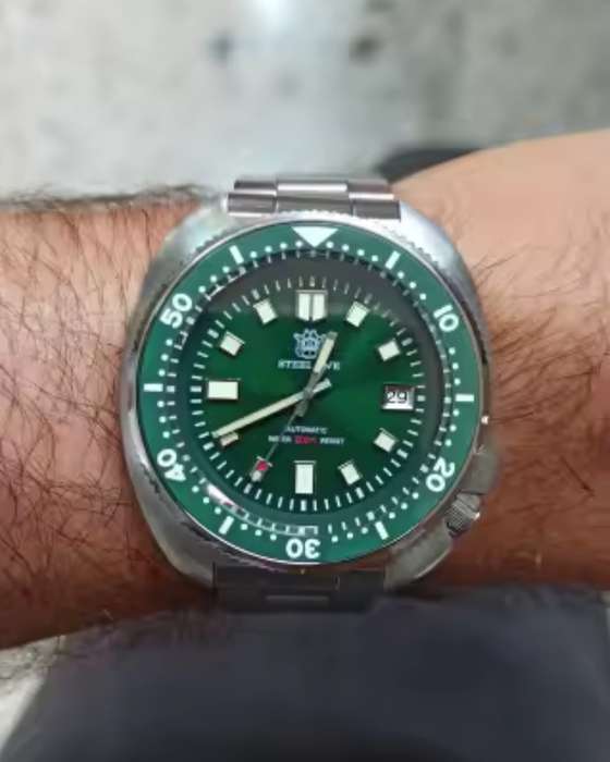Steeldive Captain Willard Seiko NH35A mvt