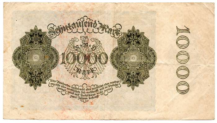 1922 German Berlin Reichsbanknote 10 000 Mark Pick#72, folds and corner foxing