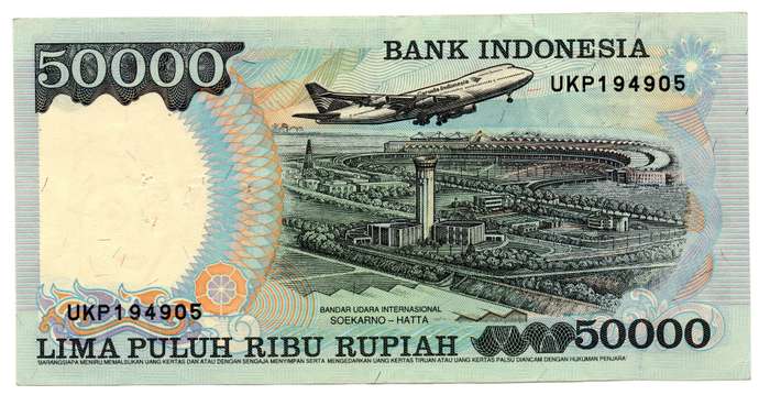 1995 Indonesia 50 000 Rupiah Pick#136, 10 x tiny staple holes
