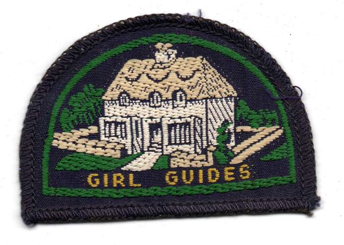 Girl Guides Little House Emblem woven cloth bound badge 49mm x 70mm