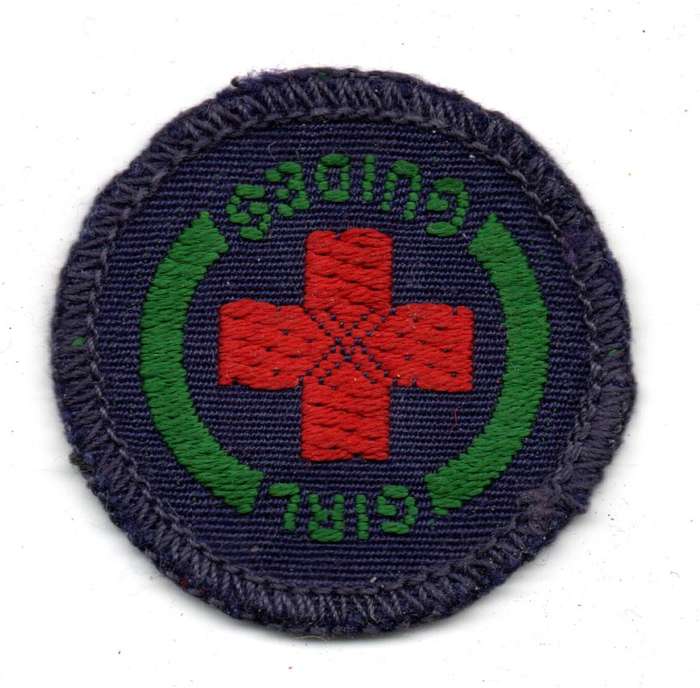 Vintage Girl Guides, Guide Interest Badge: First Aid Cloth Badge 42mm