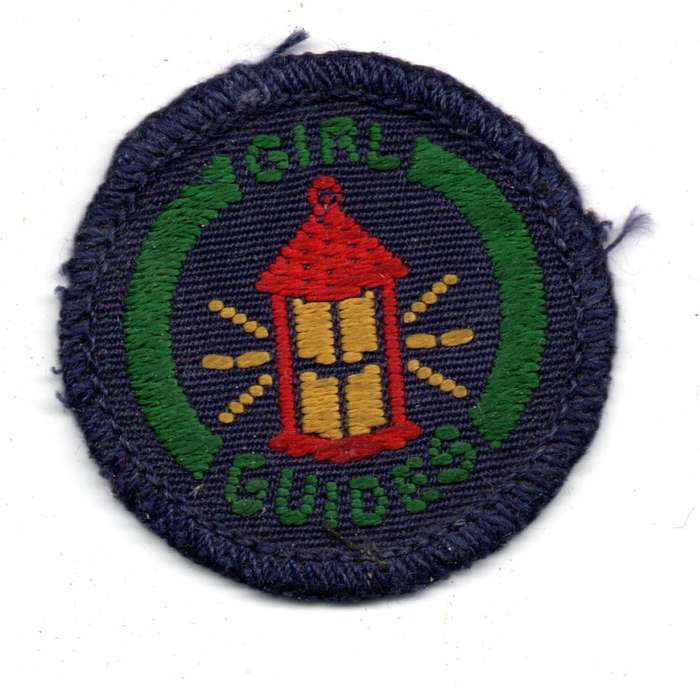 Vintage Girl Guides, Guide Interest Badge: Emergency Helper Cloth Badge 42mm