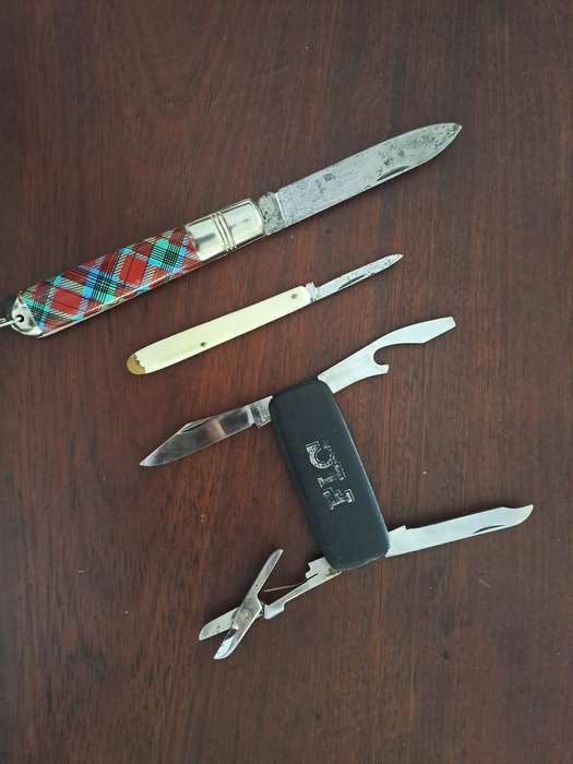 Vintage Pocket knives x 3 lot