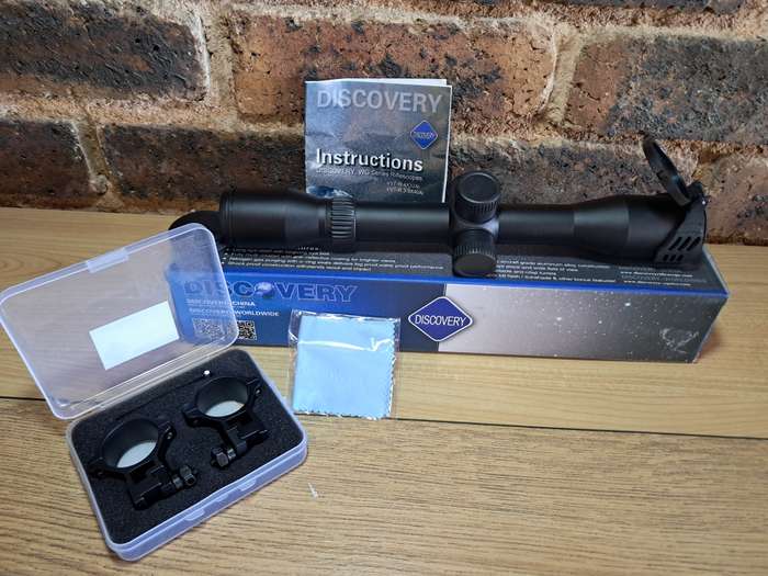 Scope Discovery VT-R 4x32AC new with scope rings