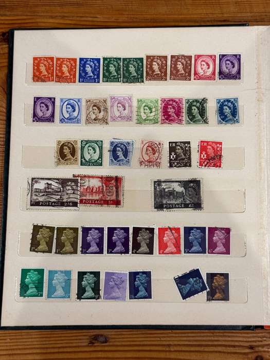 Large Stamp Collection - South Africa & International 1800s to 1900s (+-890 Stamps in Albums Alone)