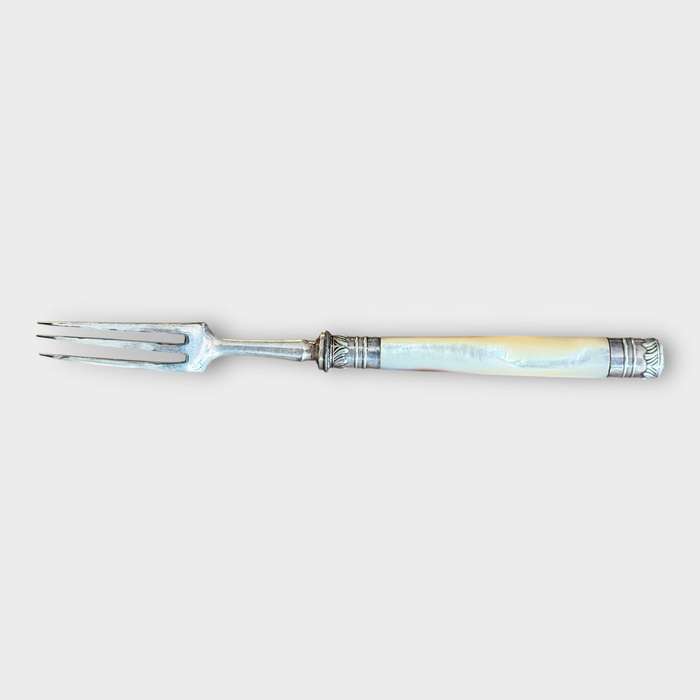Fine Victorian Mother of Pearl Dessert Fork  Goldsmiths & Silversmiths Co. (1898)