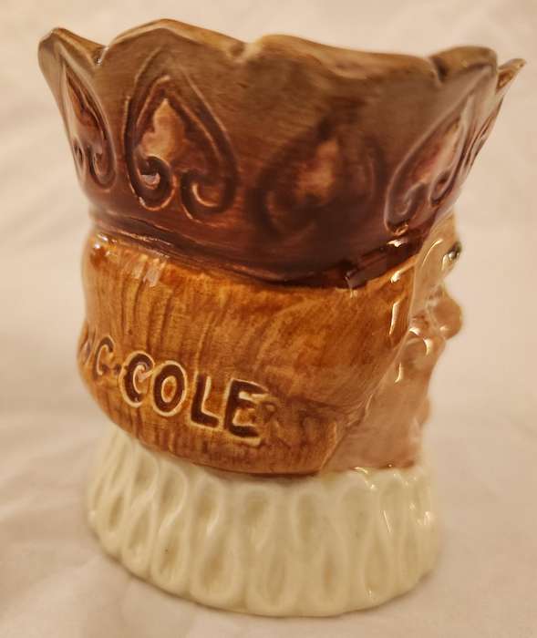Royal Doulton "OLD KING COLE" Vintage SMALL- superb, scarce, amazing jug D-6037 -fabulous