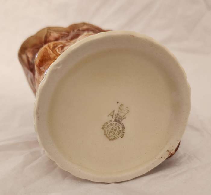 Royal Doulton "OLD KING COLE" Vintage SMALL- superb, scarce, amazing jug D-6037 -fabulous