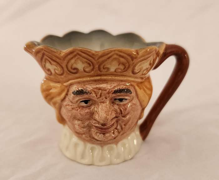 Royal Doulton "OLD KING COLE" Limited RDICC Vintage TINY- superb, scarce, amazing jug D-6871