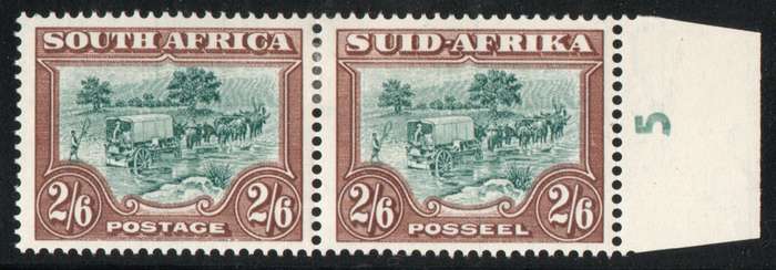 South Africa 1947-54 Screened pictorials 2/6d pair with heatwave effect mm. SACC 120b. Cat R700 umm.