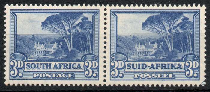 South Africa 1933-48 Hyphenated pictorial 3d pair unmounted mint. SACC 59. Cat R300 (2023-25)