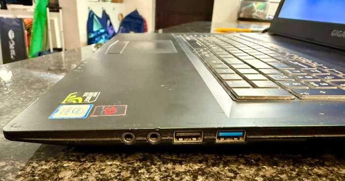Gigabyte Sabre 17 i7 | GTX Graphics | 16GB RAM | 500GB SSD + HDD + Headphones + Backpack *BUNDLE*
